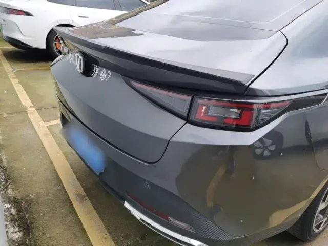Changan Lamore — Фото автомобиля 3