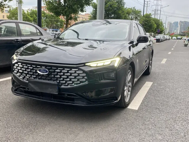 Фотография автомобиля — Ford Mondeo
