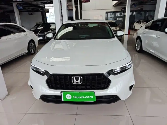 Honda Inspire 2023 260TURBO Elegant Edition — Фото автомобиля 2