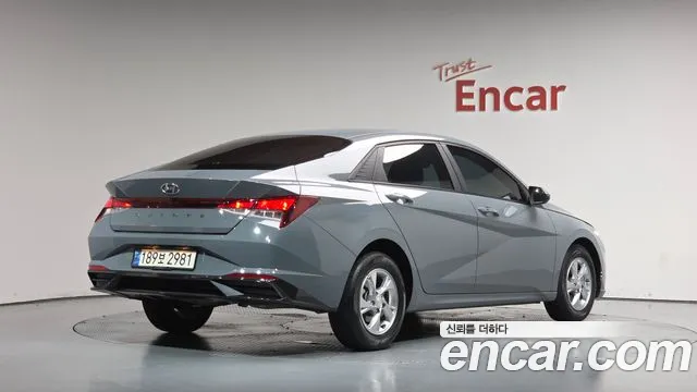 Фотография автомобиля — Hyundai Avante CN7