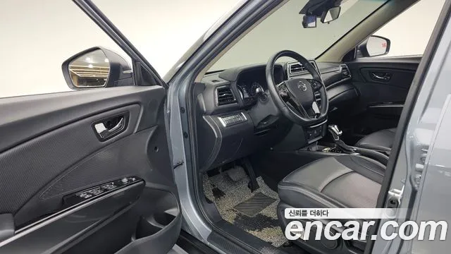 KG_Mobility_Ssangyong TIBOLI Very New Tivoli Бензин 1.5 2WD — Фото автомобиля 10