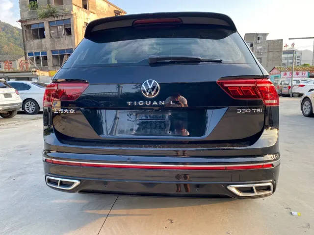 Volkswagen Tiguan L — Фото автомобиля 11