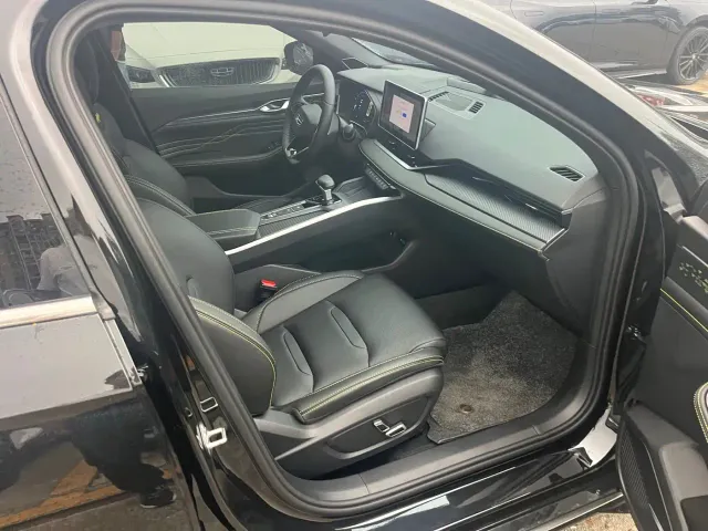 Geely Xingrui — Фото автомобиля 4
