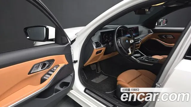 BMW 3-Series 3 серия (G20) — Фото автомобиля 8