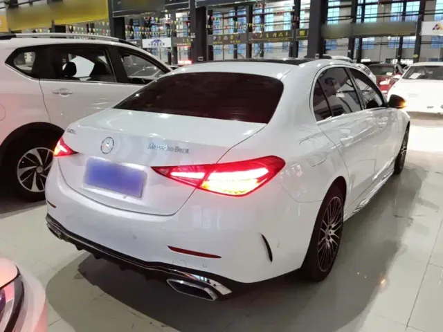 Mercedes-Benz C-Class — Фото автомобиля 6