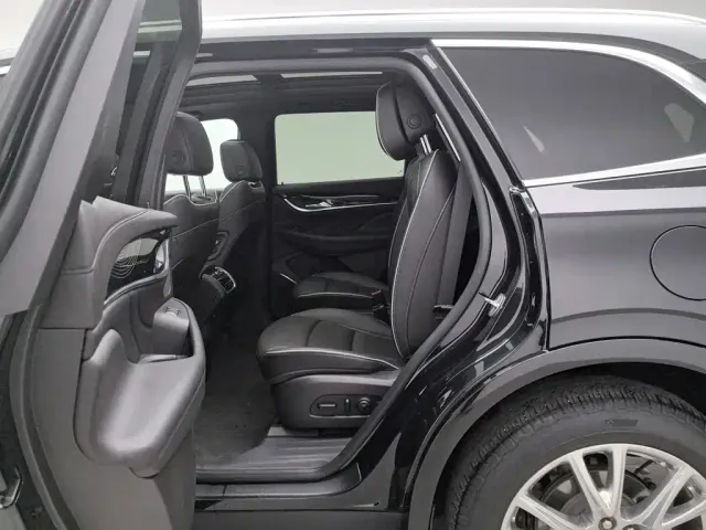 Buick Enclave — Фото автомобиля 15