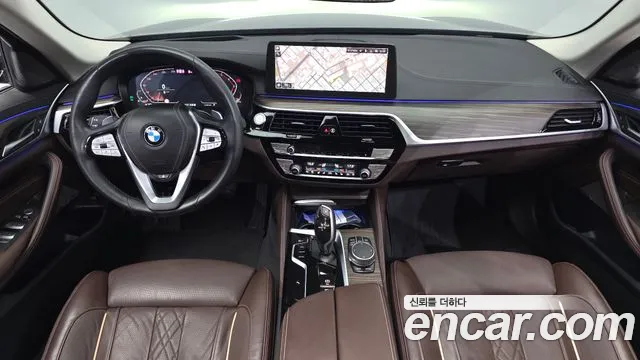 BMW 5-Series — Фото автомобиля 6