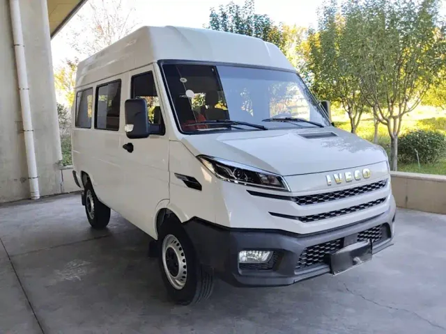 Iveco Daily — Фото автомобиля 3