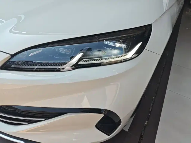 BYD Seal 06 — Фото автомобиля 23