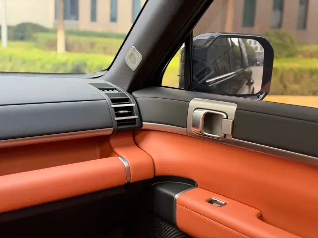 BYD FangChengBao Titanium 7 — Фото автомобиля 10