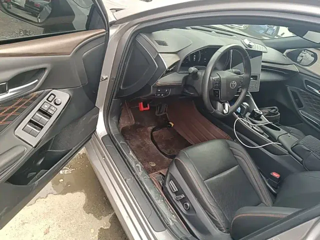 Toyota Avalon — Фото автомобиля 15