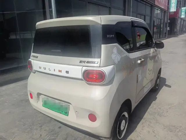 Wuling Hongguang Mini EV — Фото автомобиля 6