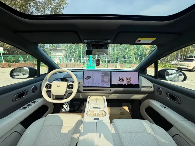 Li Auto i6 — Фото автомобиля 14