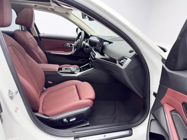 BMW 3 Series — Фото автомобиля 17