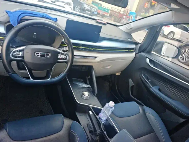 Geely Geometry EX3 Kung Fu Bull — Фото автомобиля 12