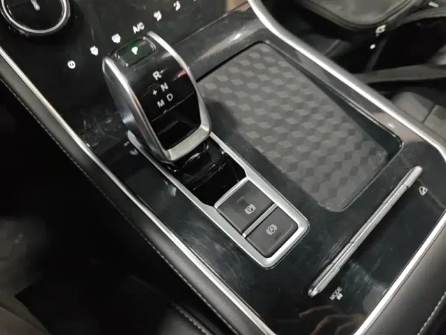 Chery Tiggo 8 — Фото автомобиля 13