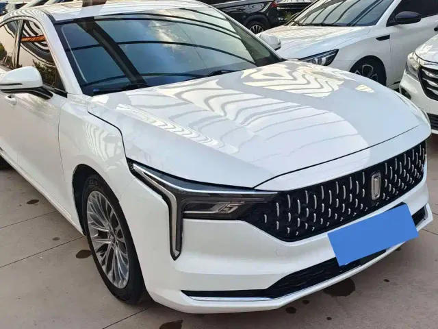 Bestune B70 — Фото автомобиля 3