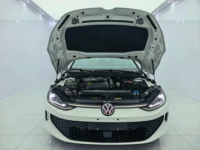 Volkswagen Lamando — Фото автомобиля 8