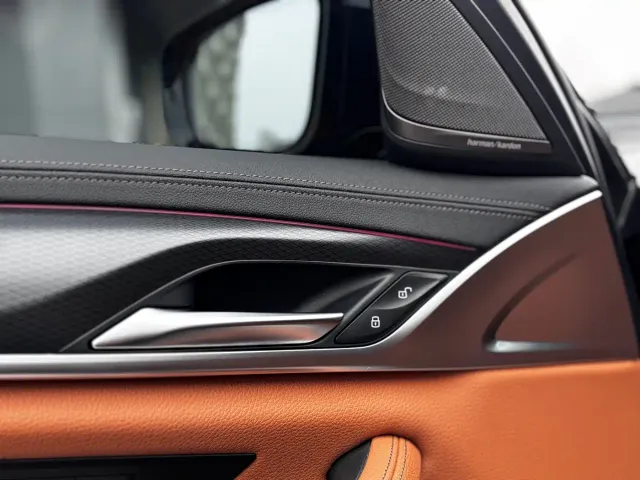 BMW 5 Series — Фото автомобиля 14