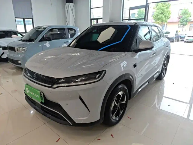 Фотография автомобиля — BYD Yuan UP