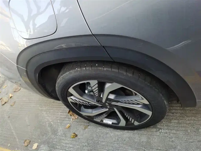 Geely Xingyue L — Фото автомобиля 25