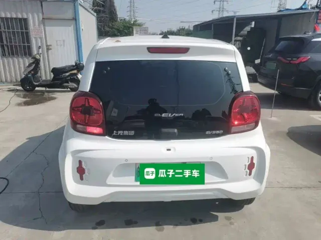 Roewe Clever — Фото автомобиля 5