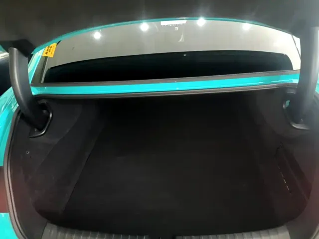 Xiaomi SU7 — Фото автомобиля 18