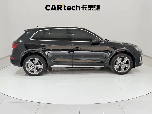 Audi Audi Q5L 2022 45T Luxury Dynamic — Фото автомобиля 4
