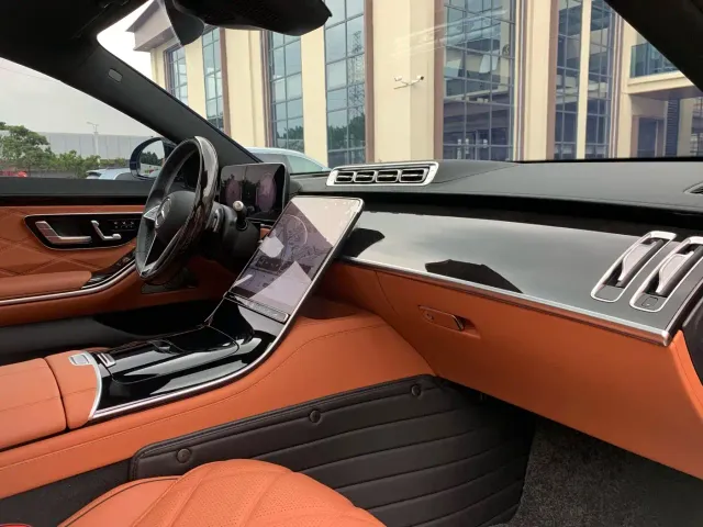 Mercedes-Benz Maybach S-Class — Фото автомобиля 27
