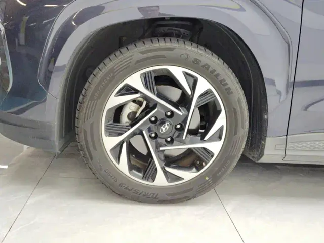 Hyundai Custo — Фото автомобиля 6