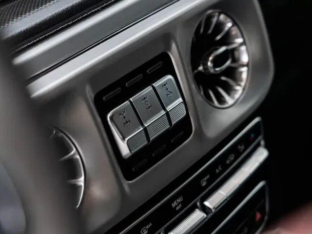 Mercedes-Benz G-Class — Фото автомобиля 25