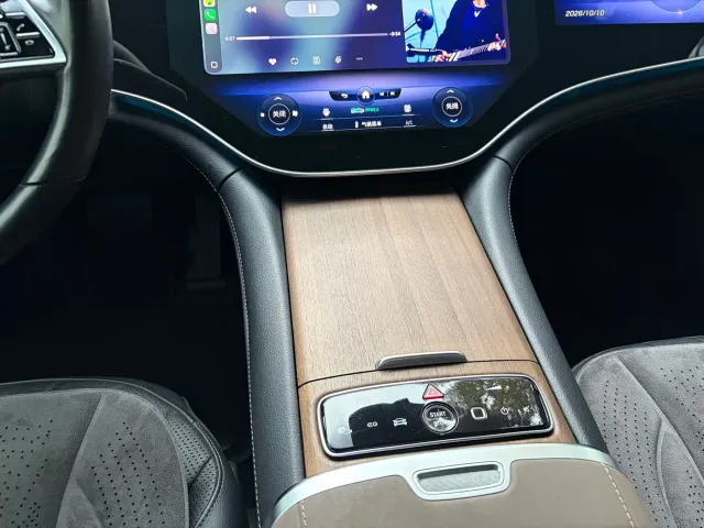 Mercedes-Benz EQS — Фото автомобиля 8