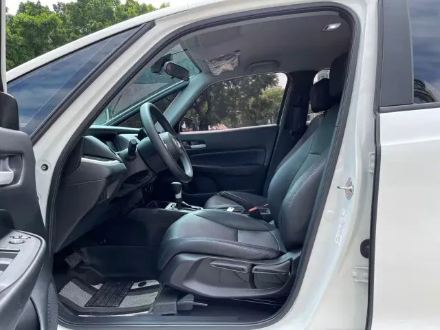 Honda Fit — Фото автомобиля 8