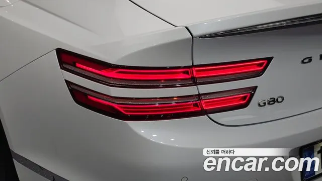 Genesis G80 Бензин 2.5 турбо AWD — Фото автомобиля 22