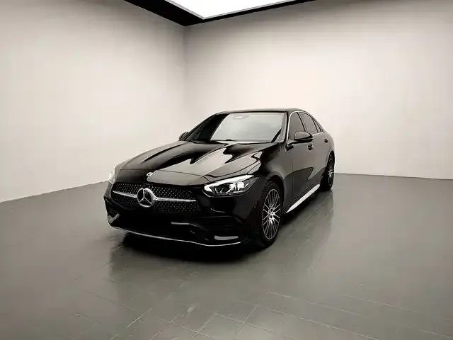 Mercedes-Benz C-Class — Фото автомобиля 3