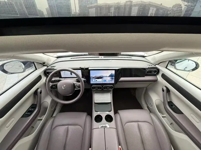 Leapmotor C11 — Фото автомобиля 18