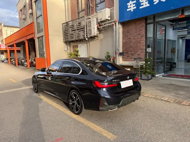 BMW 3 Series — Фото автомобиля 12