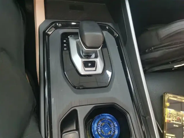 Geely Haoyue PRO — Фото автомобиля 13