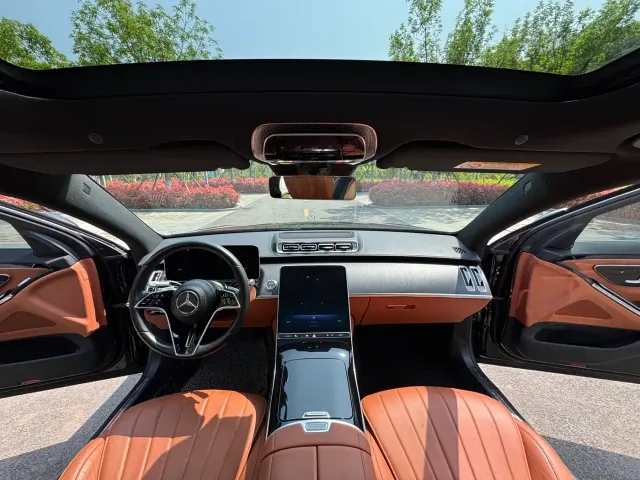 Mercedes-Benz S-Class — Фото автомобиля 15