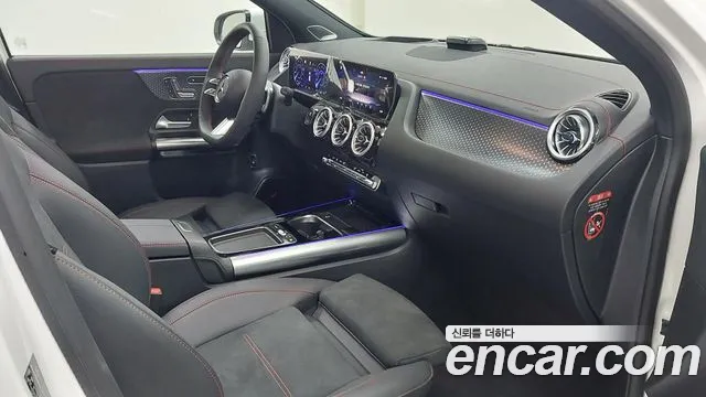 Mercedes-Benz EQA — Фото автомобиля 9