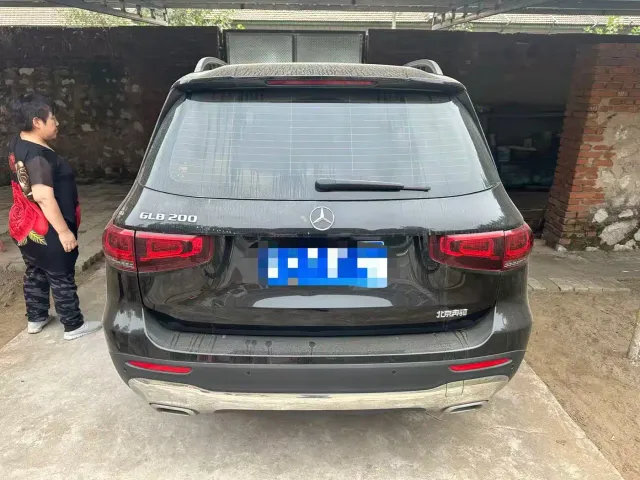 Mercedes-Benz GLB-Class — Фото автомобиля 3