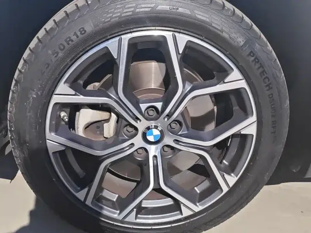 BMW X1 — Фото автомобиля 4