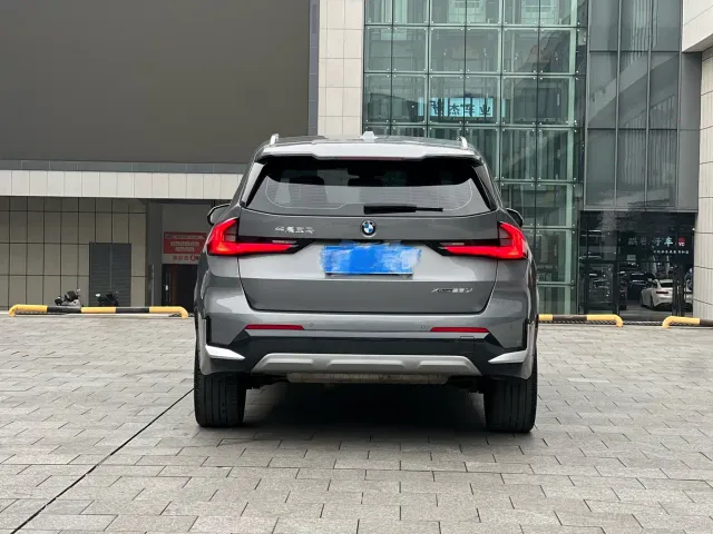 BMW X1 — Фото автомобиля 5