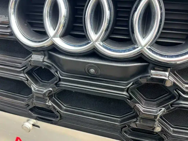 Audi Q5L — Фото автомобиля 12