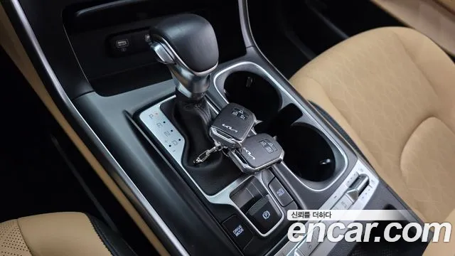 Kia Canival Carnival 4 поколение 9 мест Prestige — Фото автомобиля 8