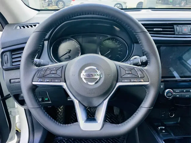 Nissan X-Trail — Фото автомобиля 5