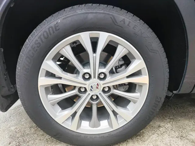 Buick Envision Plus — Фото автомобиля 17
