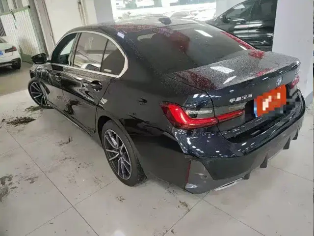 BMW 3 Series — Фото автомобиля 4