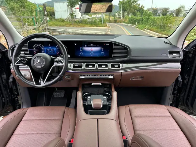 Mercedes-Benz GLE-Class — Фото автомобиля 10