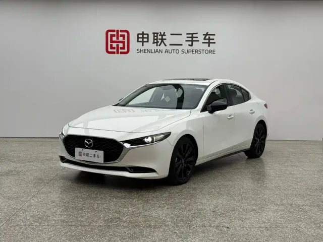 Фотография автомобиля — Mazda Axela